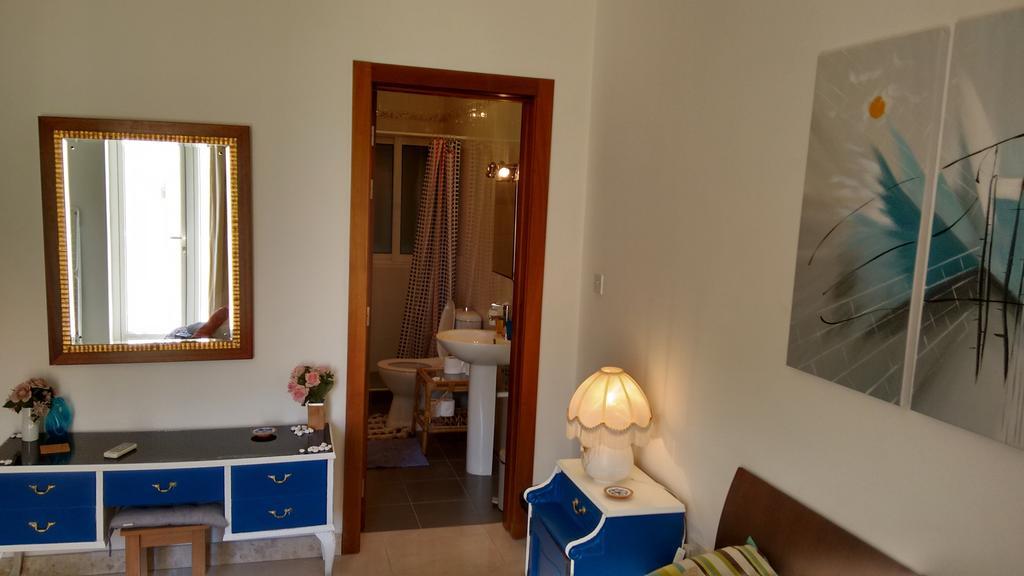 Swieqi Apartment Saint Julian's Стая снимка