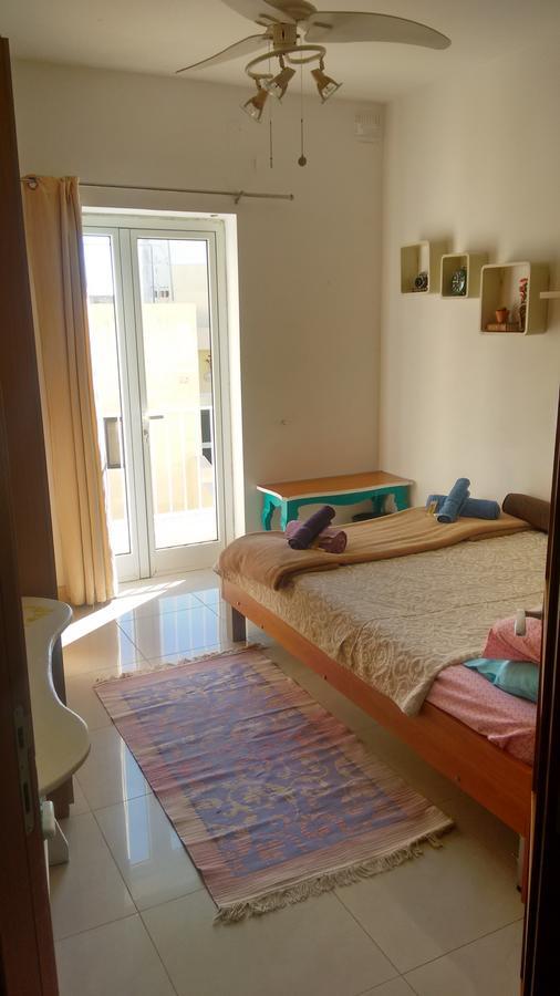 Swieqi Apartment Saint Julian's Стая снимка